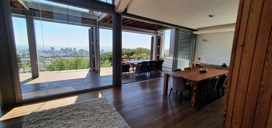 To Let 4 Bedroom Property for Rent in Higgovale Western Cape